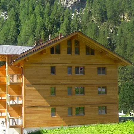 Sleeps 8 Wifi * Zinal