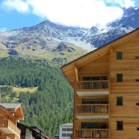 Sleeps 8 Wifi * Zinal